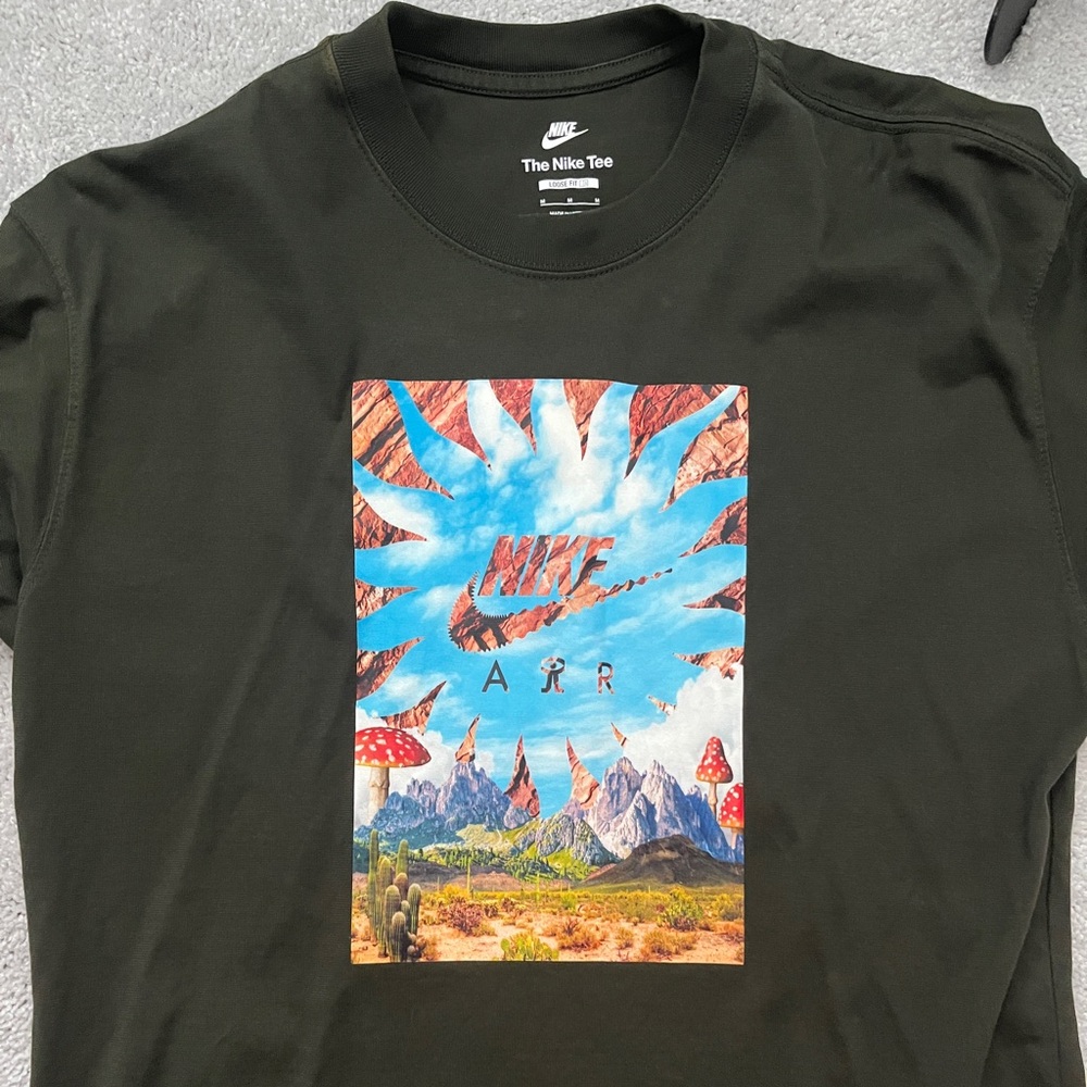 Green Medium Nike T-Shirt